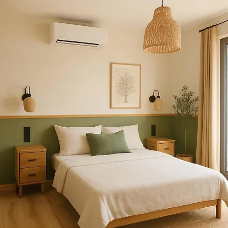 Aden Suits Apartament *